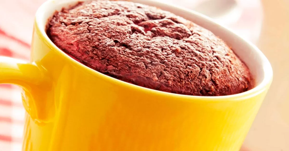 Bolo de Caneca de Chocolate em 3 Minutos