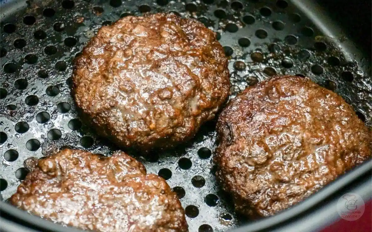 Hambúrguer Artesanal Suculento na Air Fryer