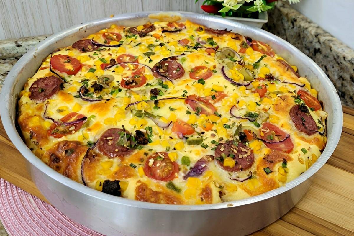 Torta caipira de fubá com linguiça calabresa uma receita de liquidificador fácil e perfeita para o lanche