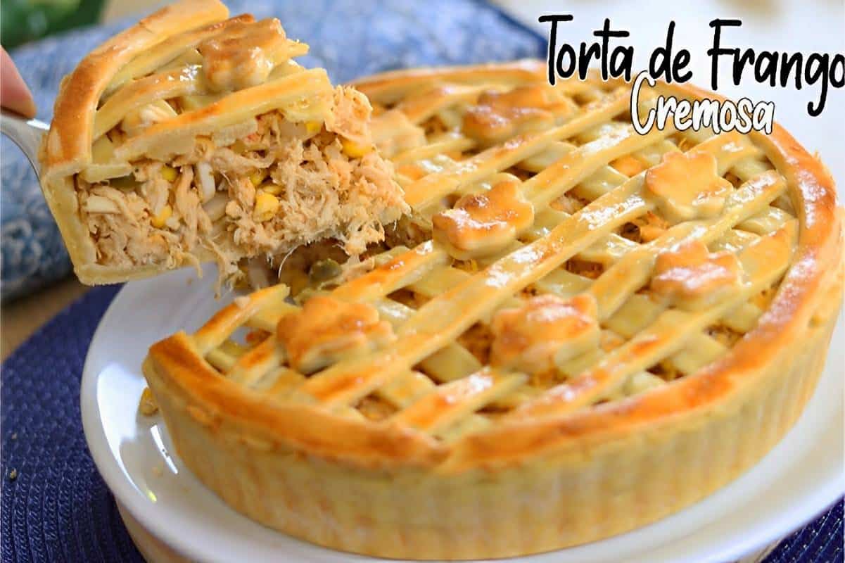 Torta de frango cremosa com massa caseira de dar água na boca