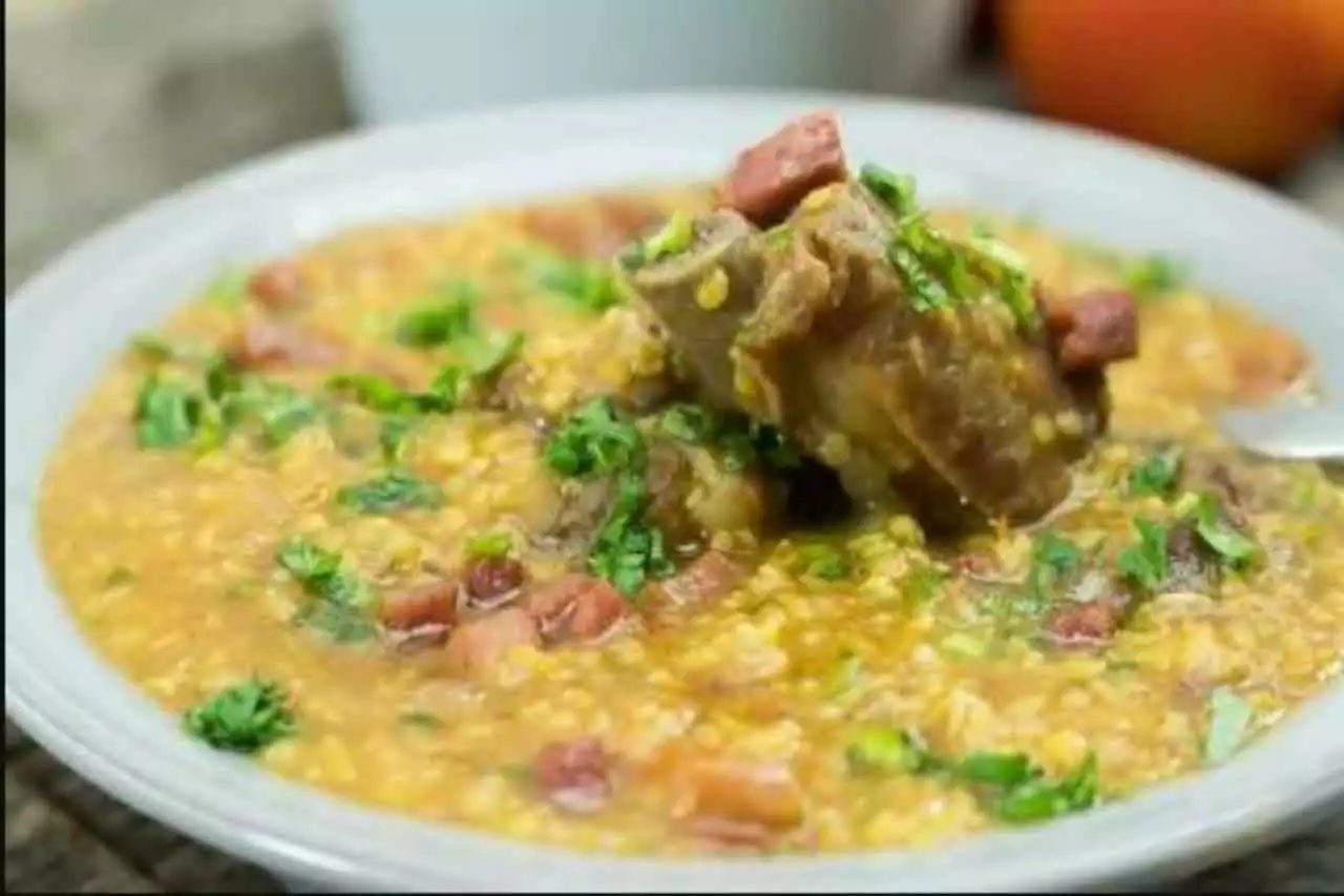 Receita de canjiquinha com costelinha de porco