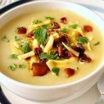 Sopa de batata com queijo