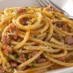 Macarrão Alho e Óleo com Linguiça Calabresa