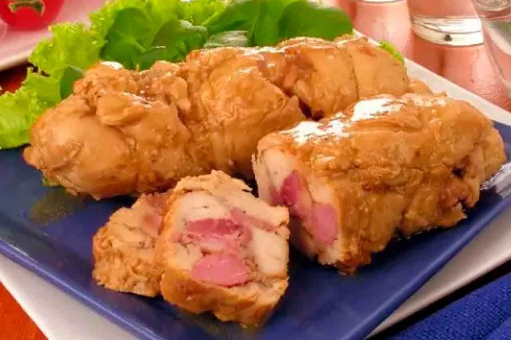 Receita de peito de frango recheado com linguiça