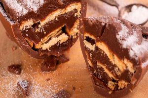 Ovo de Páscoa de palha italiana