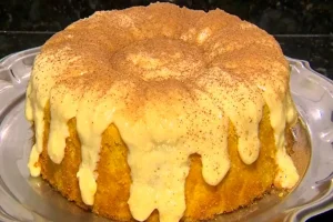 Bolo com brigadeiro de milho-verde