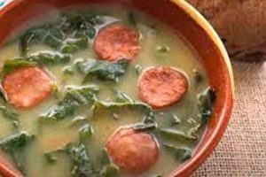 Receita de Caldo Verde Super Fácil