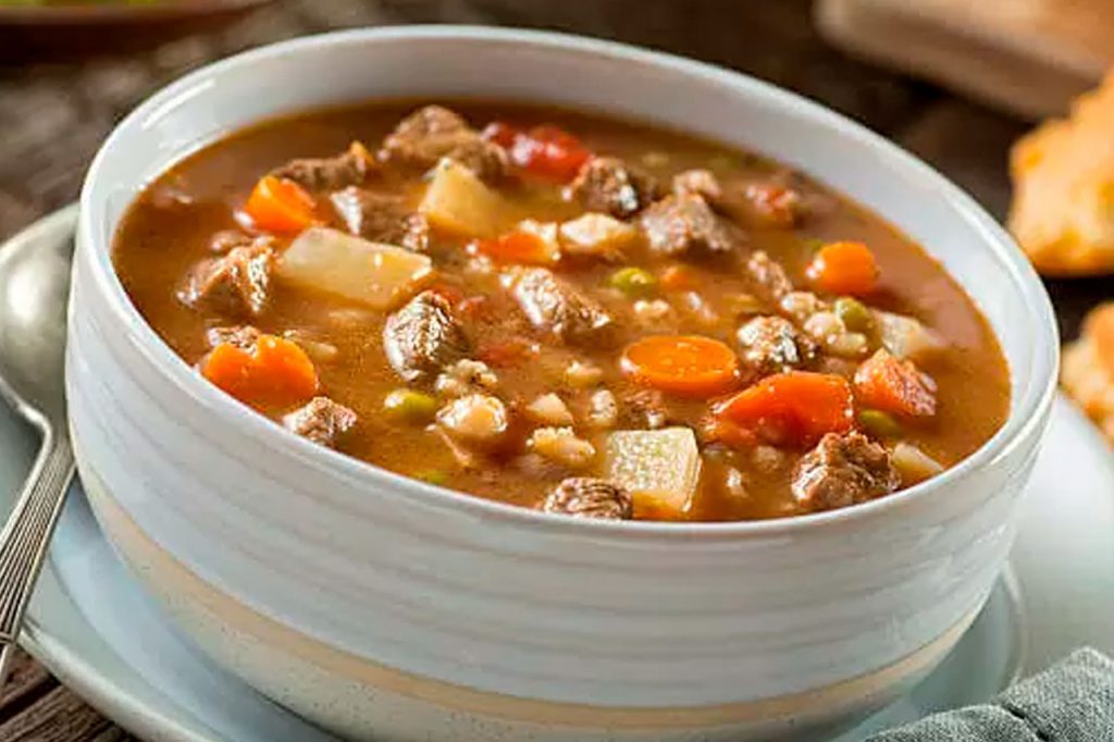 Sopa de Legumes com Carne