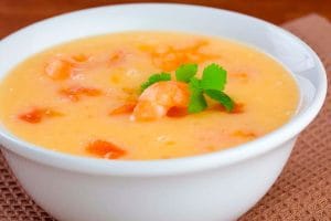 Caldo de Abóbora com Camarão