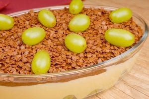 Receita de Bombom de Uva na Travessa