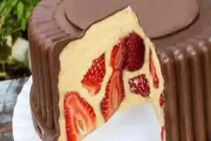 Bombom Gigante com Morango 6 Bombom Gigante com Morango