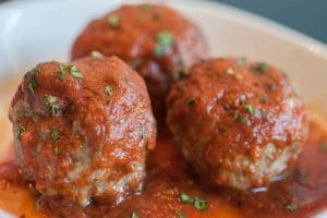 Almôndega ao Molho de Tomate