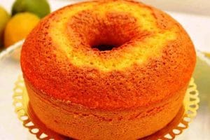 Bolo de Fubá com Laranja
