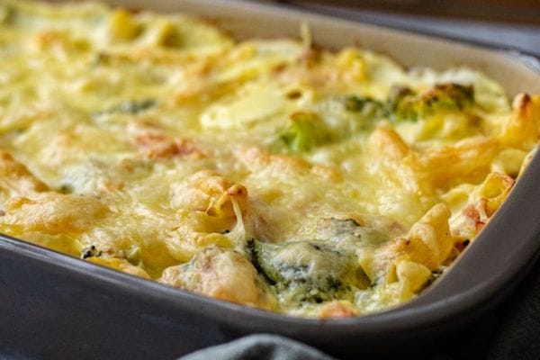 Brócolis Gratinado com Peito de Frango 1 Brócolis Gratinado com Peito de Frango