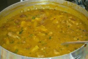 Caldo de Mandioca com Costela