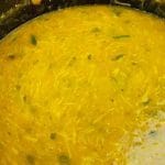 Caldo de mandioca com frango