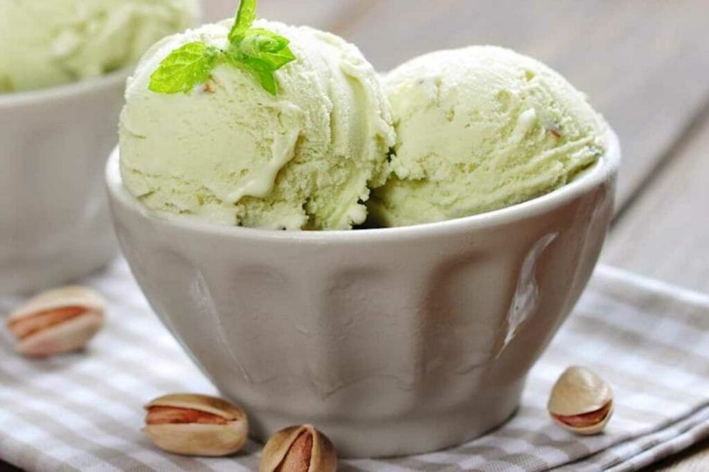 Aprenda a fazer um sorvete cremoso de pistache 1 Aprenda a fazer um sorvete cremoso de pistache