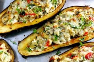 Berinjela recheada com ricota