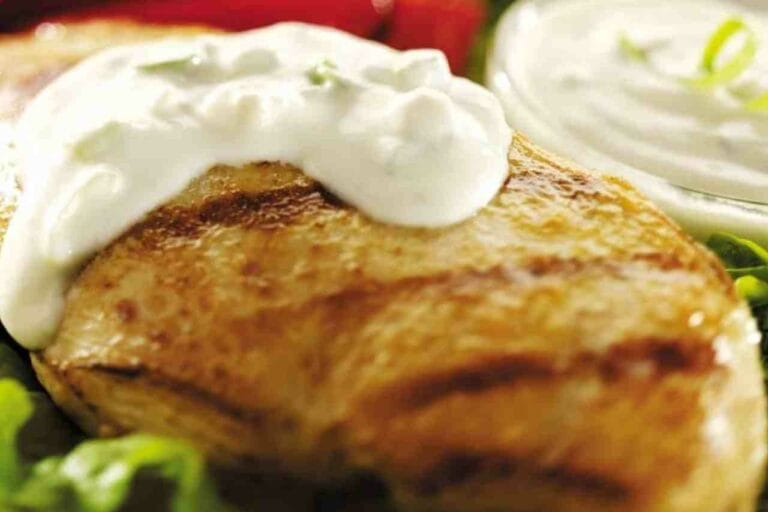Frango Grelhado com Molho de Gorgonzola