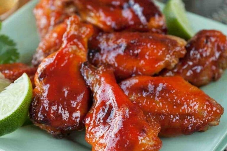 Petisco de Frango com Molho Barbecue