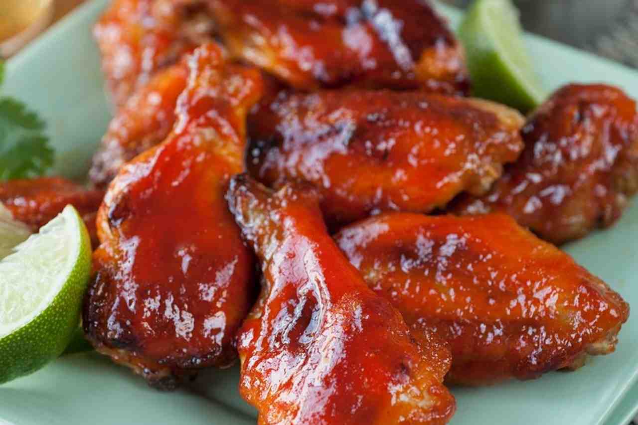 Petisco de Frango com Molho Barbecue