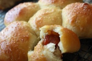 Rosca de Mandioca Recheada com Goiabada