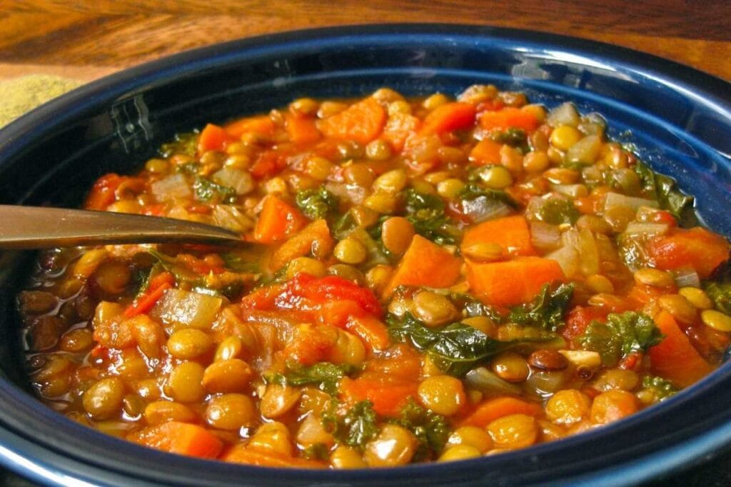 Sopa de lentilha com legumes