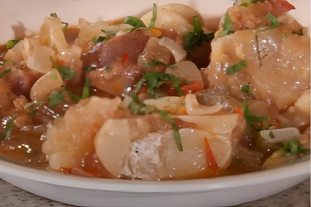 Caldo de Mocotó com Vinho Tinto