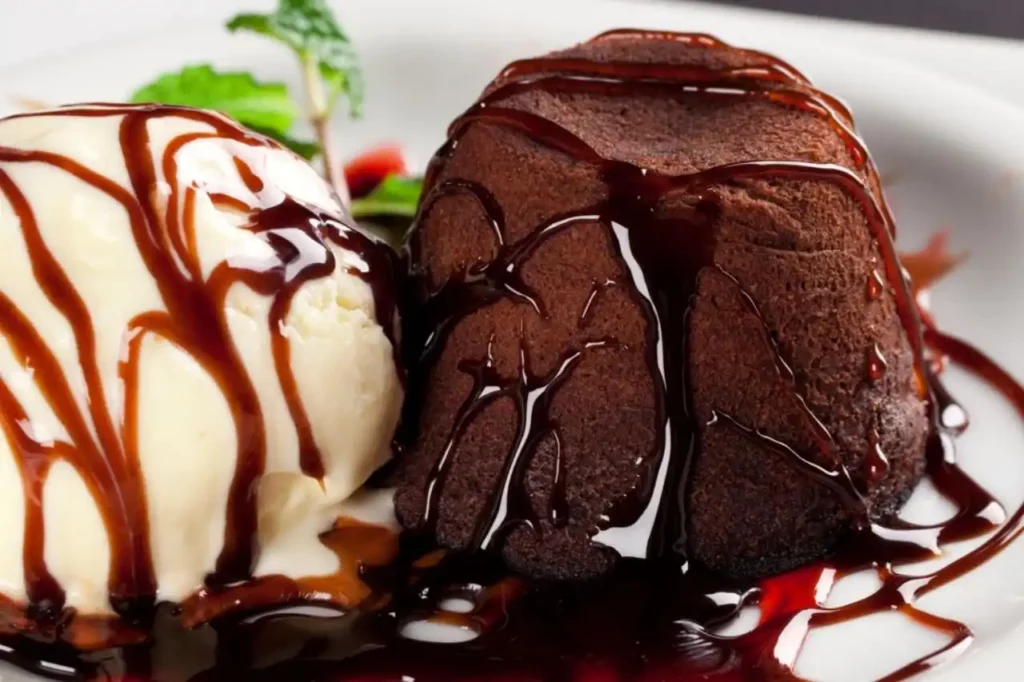 Petit Gâteau de Chocolate na Air Fryer