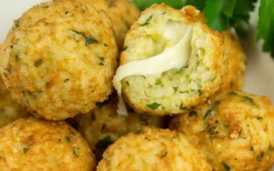 Bolinho de Arroz Recheado