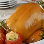 Receita de Chester Assa Fácil com Tomates Recheados