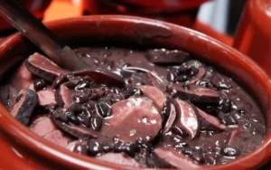 Como Fazer a Melhor Feijoada da Sua Vida