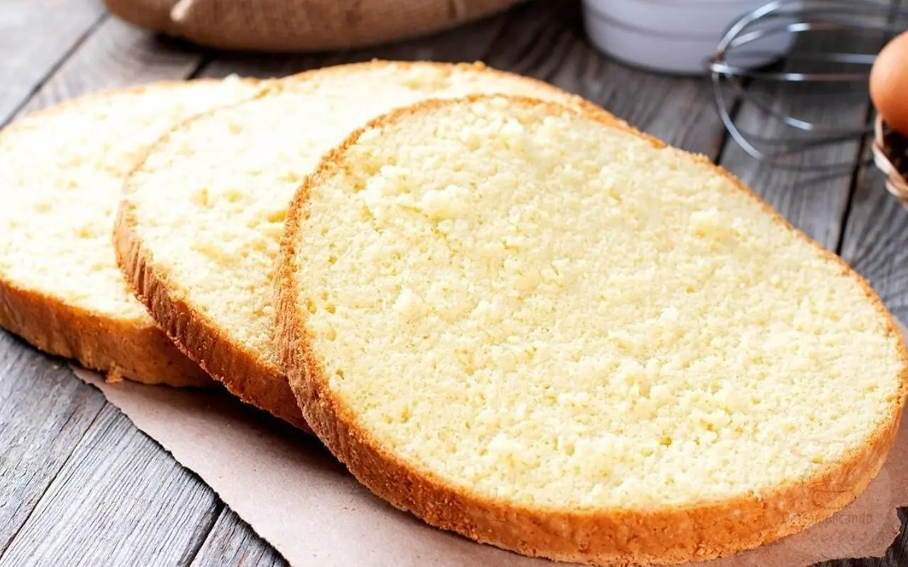 Como fazer bolo de aniversário com massa de pão de ló 1 Como fazer bolo de aniversário com massa de pão de ló