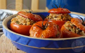 Receita de tomate recheado com atum