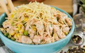 Salpicao-de-Frango-com-Batata-Palha-Elma-Chips