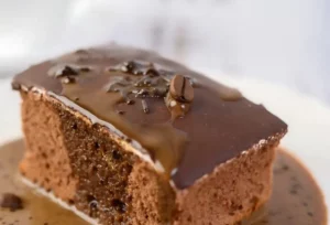 Receita de Nega Maluca com Cobertura Cremosa de Chocolate