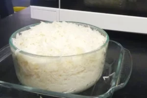 Como Fazer Arroz no Microondas 1 Como Fazer Arroz no Microondas