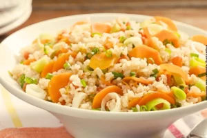 Arroz Integral com Legumes na Manteiga 1 Arroz Integral com Legumes na Manteiga