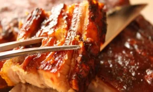 Panceta na Pressão com Molho Barbecue Caseiro