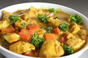 Frango ao Curry com Leite de Coco